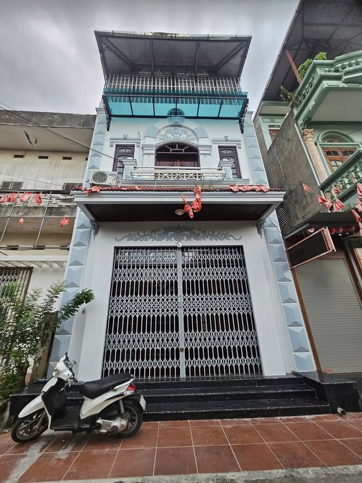 Bán Gấp Nhà 3 Tầng Đường Tông Đản, Lạng Sơn - 105m² Hướng Bắc, Giá 3.x Tỷ