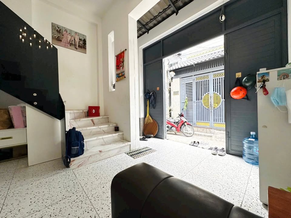 Nhà Mã Lò, Bình Tân 50m² - 3PN, Giá 4.25 Tỷ, Gần BV