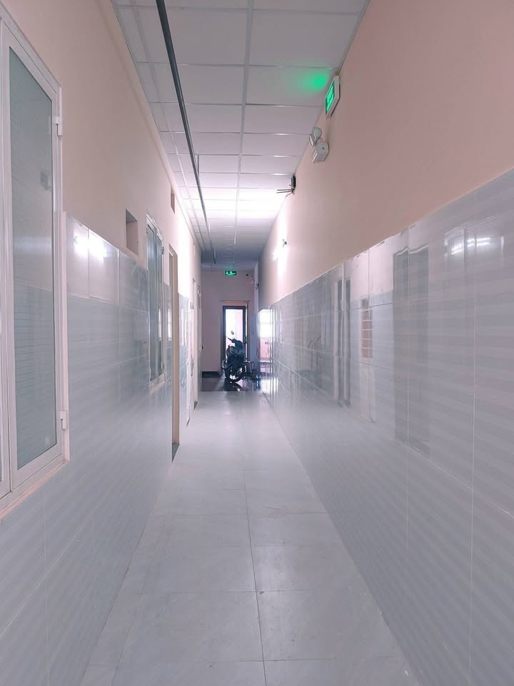 Thuê phòng trọ Dĩ An 16m² giá 1.9tr - Có gác, máy lạnh, bãi ô tô