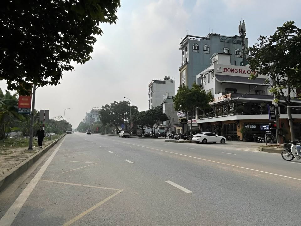 Nhà 3 Tầng Nam Hồng, Đông Anh - 80m² 2 Mặt Thoáng, Ô Tô Tới Cửa