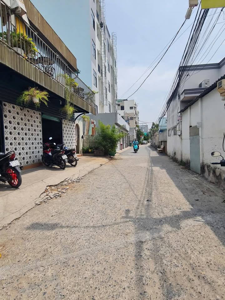 Đất nền Thủ Đức 97m² Võ Văn Hát - Sổ đỏ chính chủ, ô tô vào tận nơi!