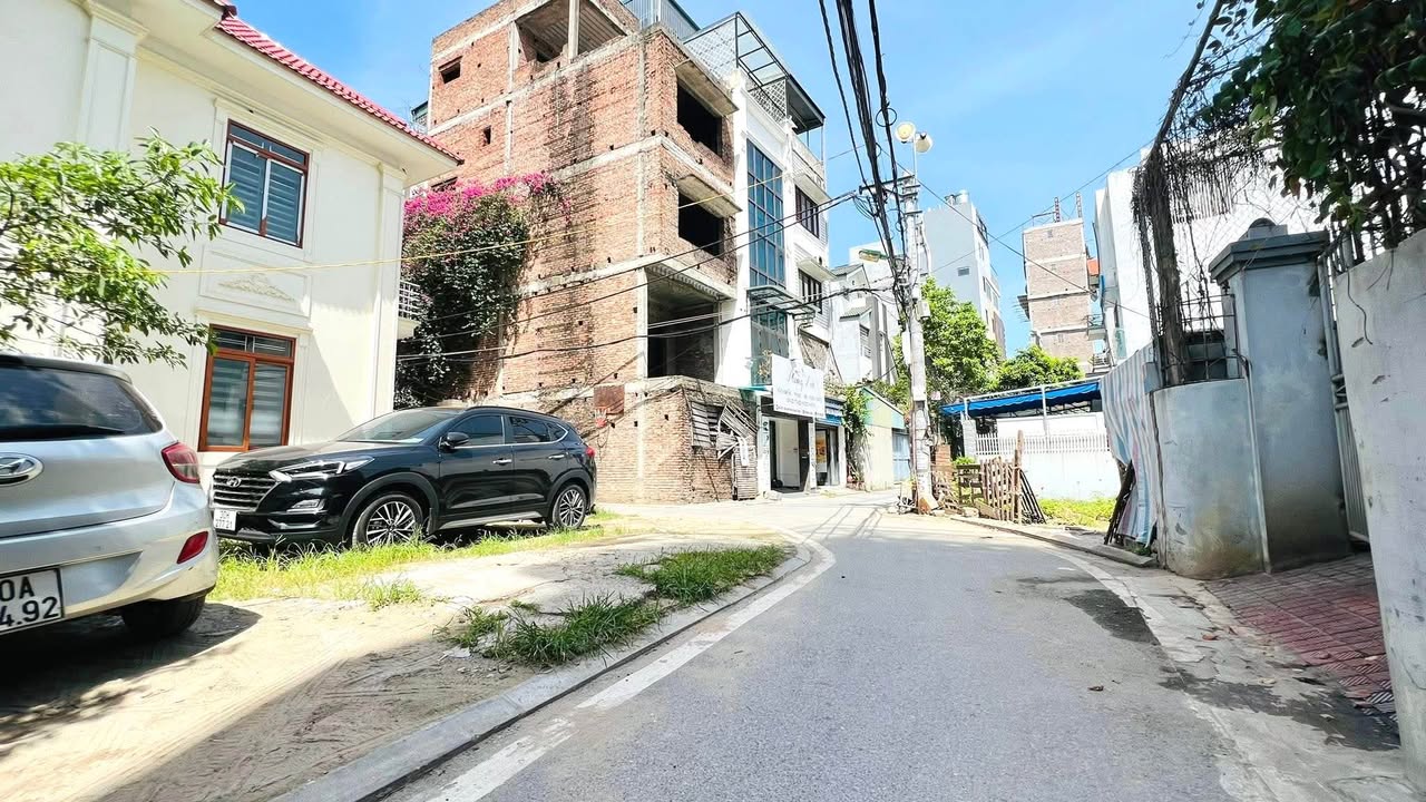 Đất nền Cổ Linh Long Biên 110m² - Tiềm năng tăng giá vượt trội!