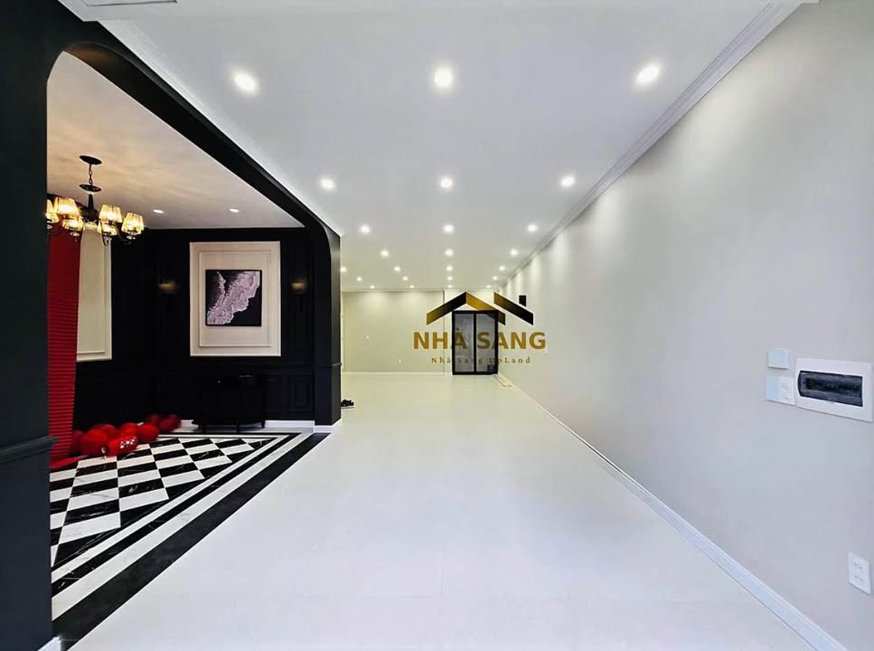 Bán nhà Nguyễn Công Hòa 81m² giá 12.5 tỷ - Ô tô tránh, thang máy xịn