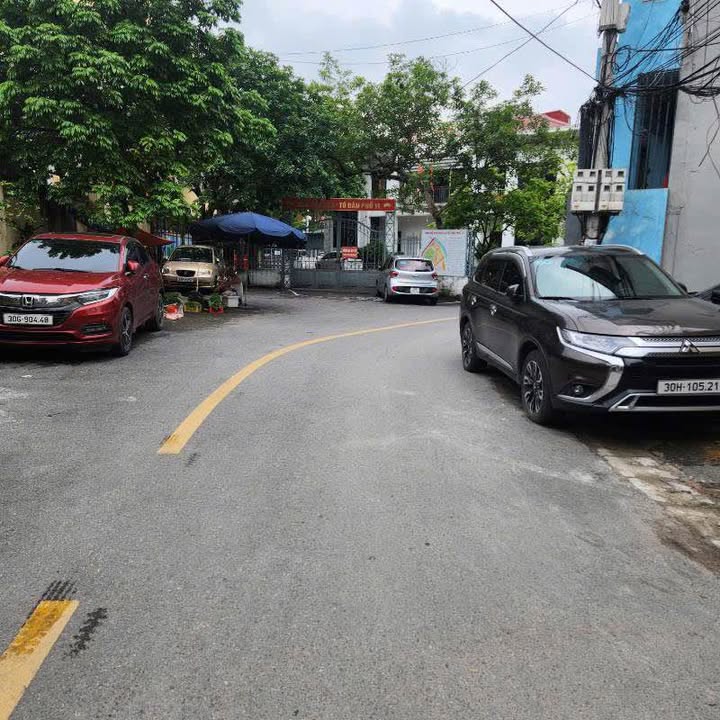 Nhà Phố Bà Triệu Hà Đông 55m² - 13 Tỷ, Oto Vào Nhà, Sổ Vuông