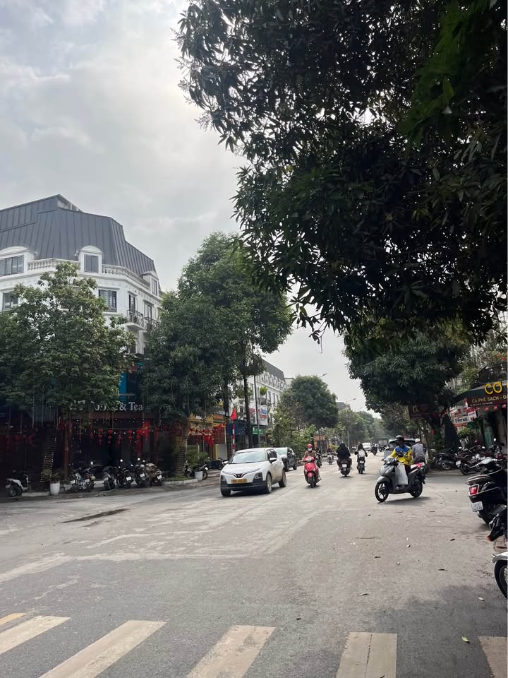 Nhà Mặt Phố Hà Đông 100m² - Kinh Doanh Đỉnh Cao - 31 Tỷ