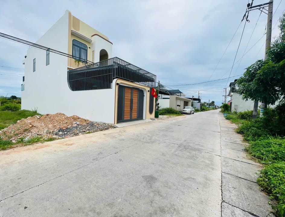 Đất nền Hàm Thắng Phan Thiết 222m² 1 tỷ - Đường ô tô