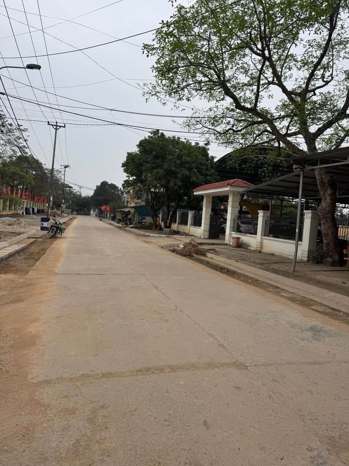 Bán Đất Full Thổ Cư Phường Nông Tiến, Tuyên Quang - 190m² Giá Tốt