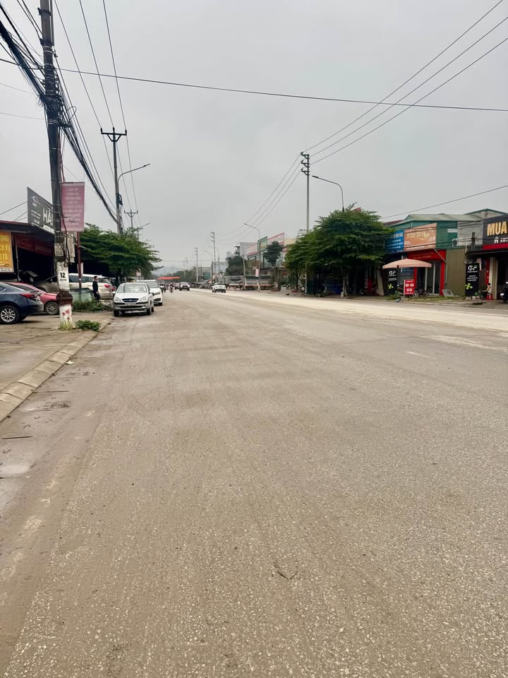 Đất nền Quốc lộ 2 TP Tuyên Quang 100m² - Vị trí vàng kinh doanh!