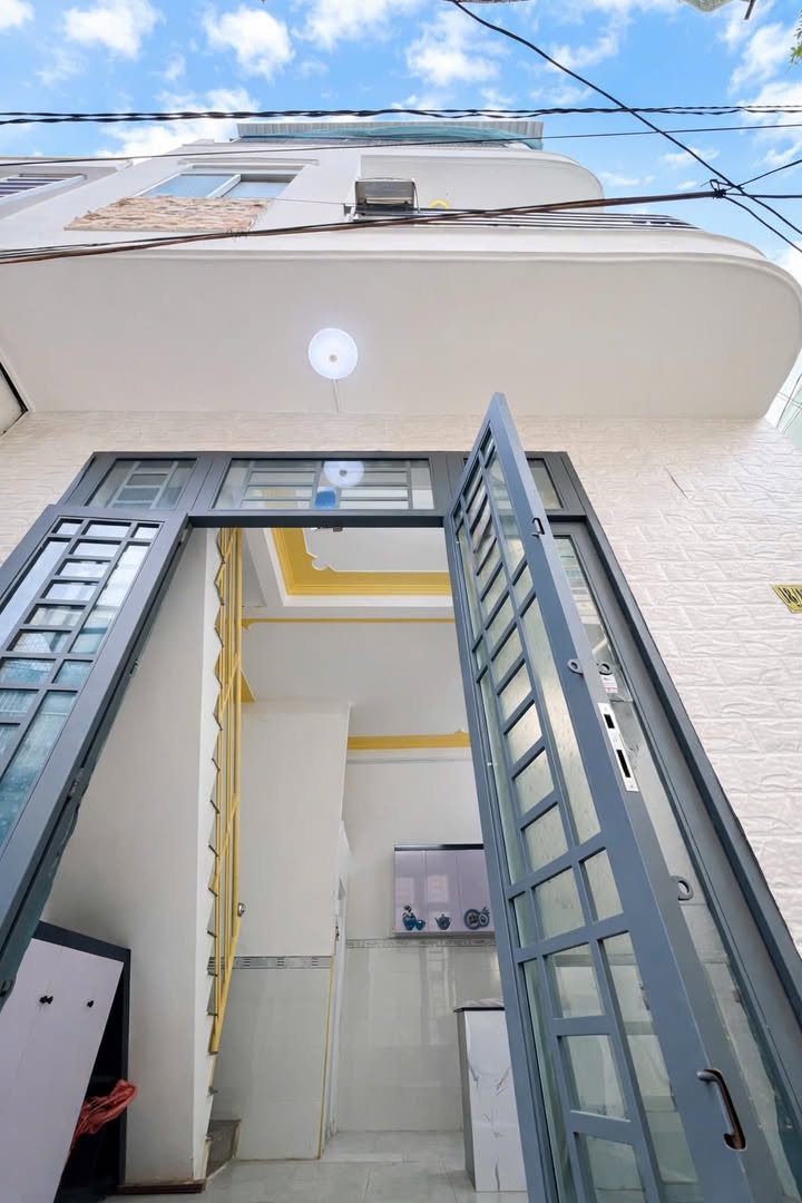 Nhà Riêng Cần Thơ 24m² giá 1.85 tỷ - Vị trí đẹp, chính chủ bán!