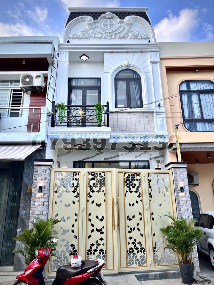 Nhà Mặt Tiền Tô Vĩnh Diện, Cần Thơ - 3.25 Tỷ, Full Nội Thất, 99m²