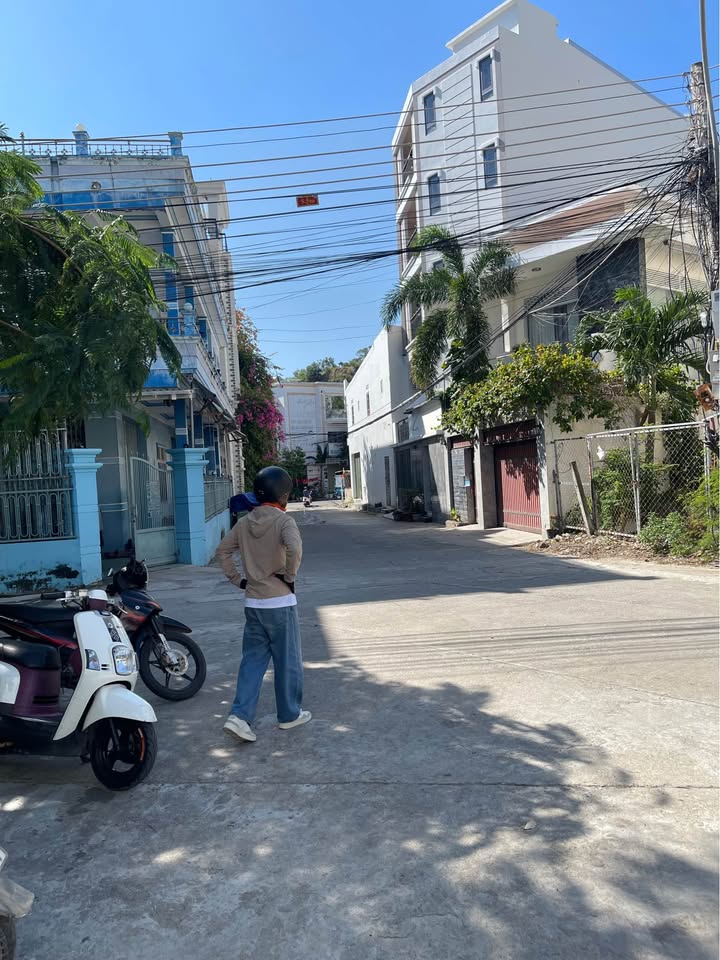 Đất nền Lý Thái Tổ Nha Trang 111.2m² - Tiềm năng tăng giá!