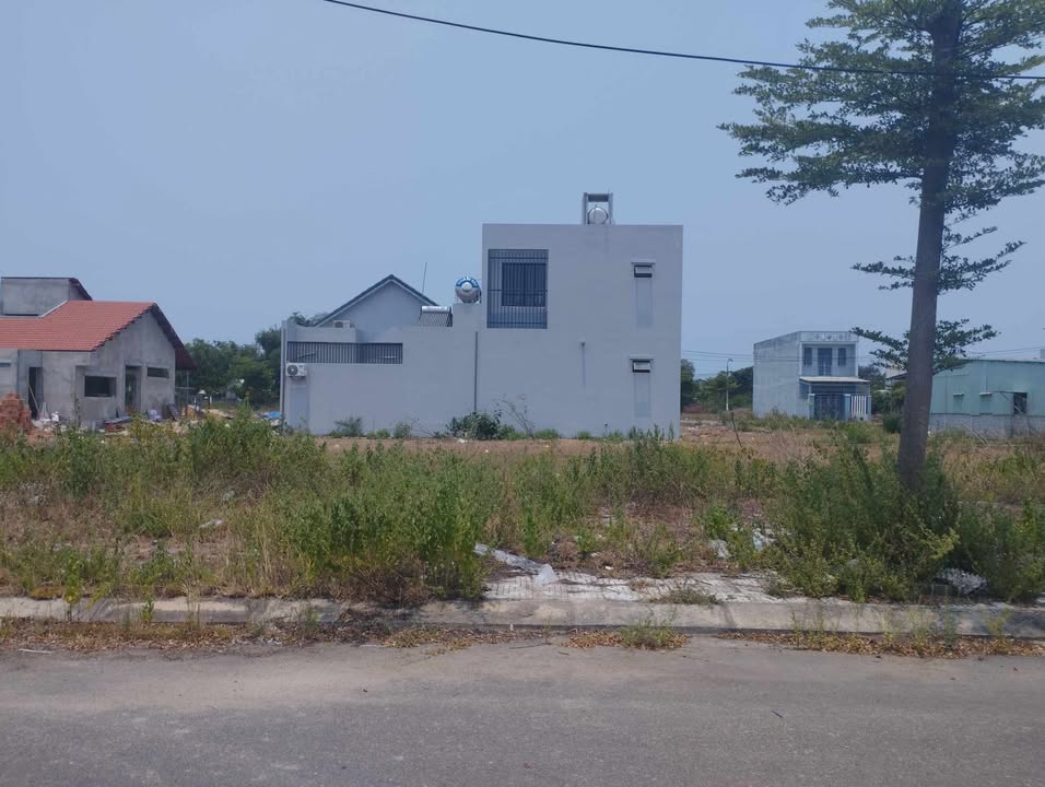 Đất nền 110m² Khu đô thị Sungate Điện Ngọc - Đường 27m, Giá 4.1 tỷ