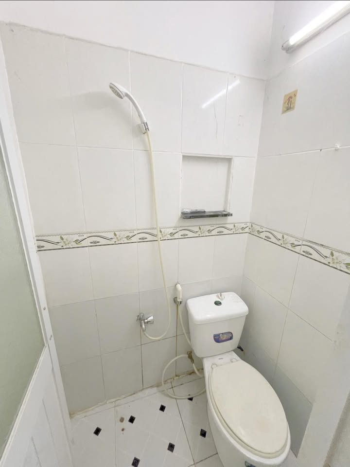 Phòng Trọ 13m² - Q. Tân Phú - Giá 2 Triệu/Tháng - Sẵn Sàng Dọn Vào!