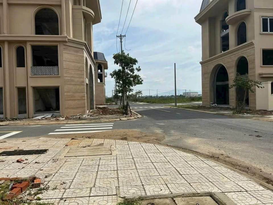 Đất nền lô góc Dragon, Nguyễn Tất Thành 153m² - Đầu tư sinh lời hấp dẫn!