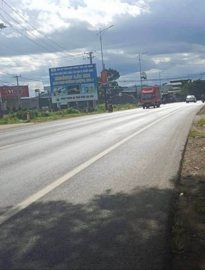 Đất Mặt Tiền QL20 Đà Lạt 240m² Thổ Cư - Kinh Doanh Sầm Uất