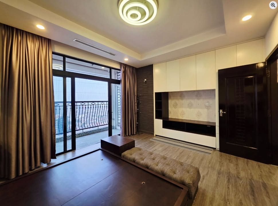 Căn hộ Royal City 30m² 3PN - Giá tốt hiếm có 3.6 tỷ!