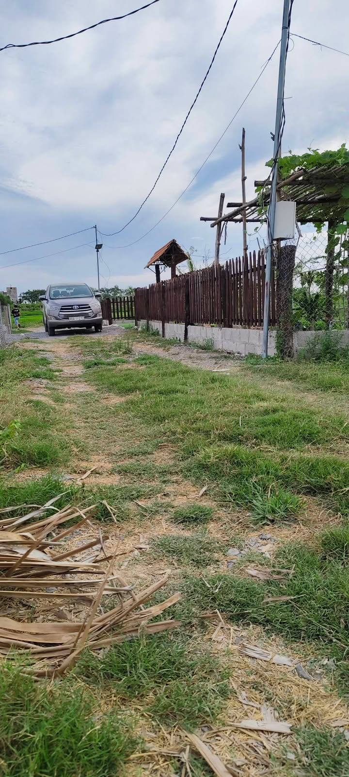 Đất nền Hàm Chính 100m² thổ cư - Đường ô tô, sổ đỏ chính chủ!