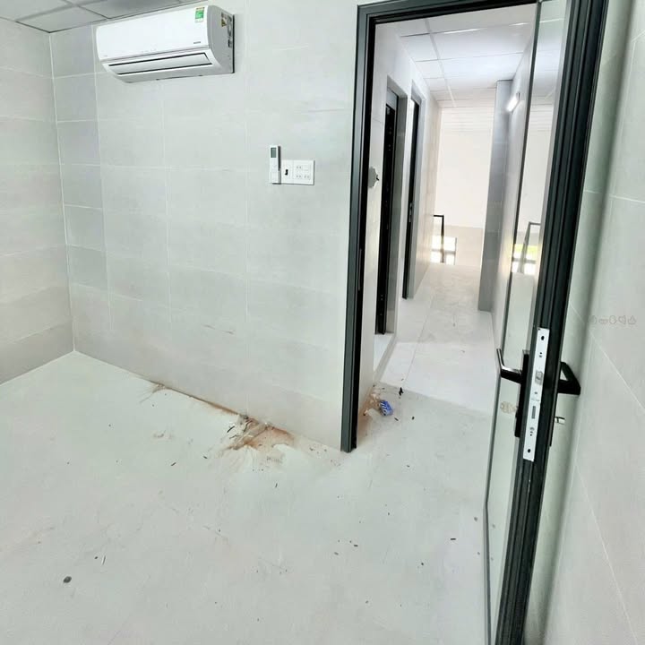 Nhà 2PN KDC Hồng Phát, Cần Thơ - Giá 5 Triệu, Lộ Ô Tô Thoải Mái