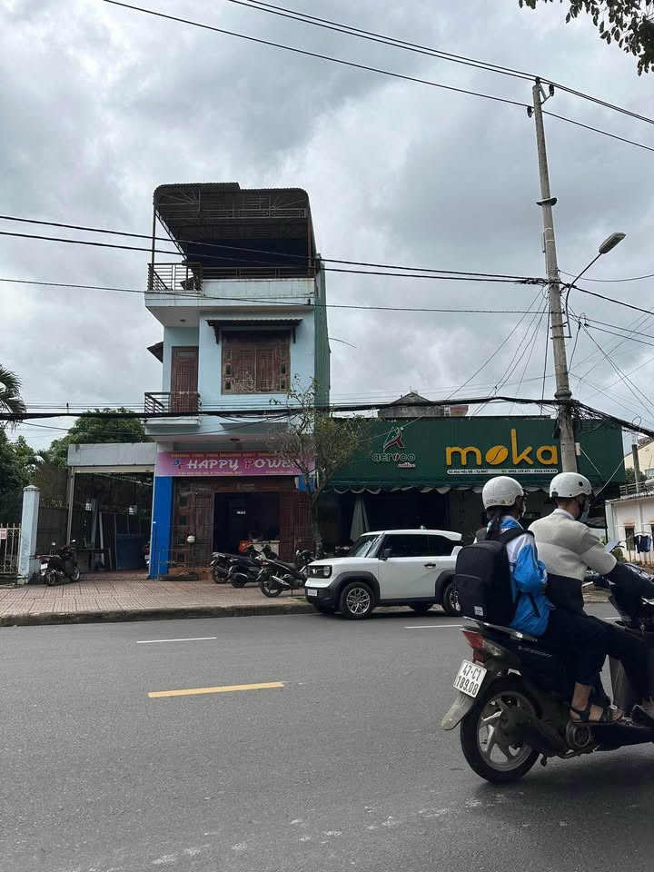 Nhà Góc 2MT Kinh Doanh Đắc Địa Mai Hắc Đế, Buôn Ma Thuột - 240m²