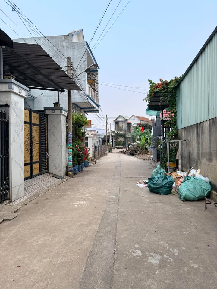 Bán Gấp Nhà Phước Thiền 270m² - Thoải Mái Kinh Doanh/Xây Trọ