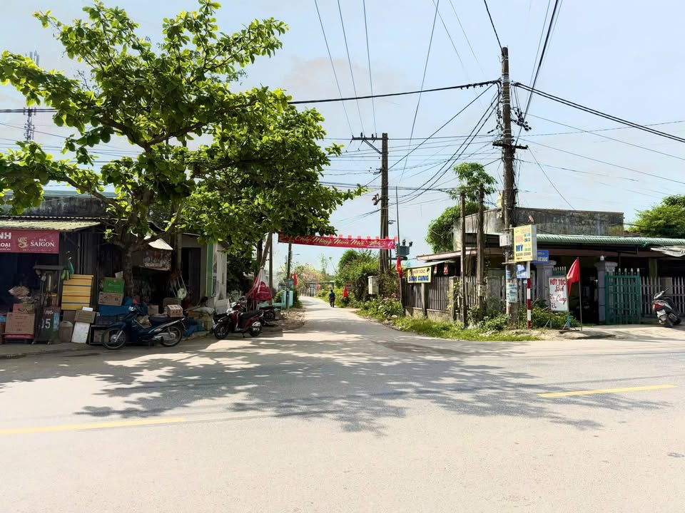 Đất nền TT Hà Lam 350m² mặt tiền Duy Tân - Mặt tiền kinh doanh