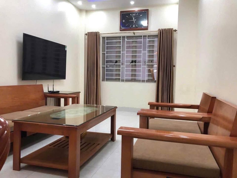 Cho thuê nhà 3 tầng Phường Đông Hải, TP Thanh Hóa - Full nội thất, tiện làm văn phòng