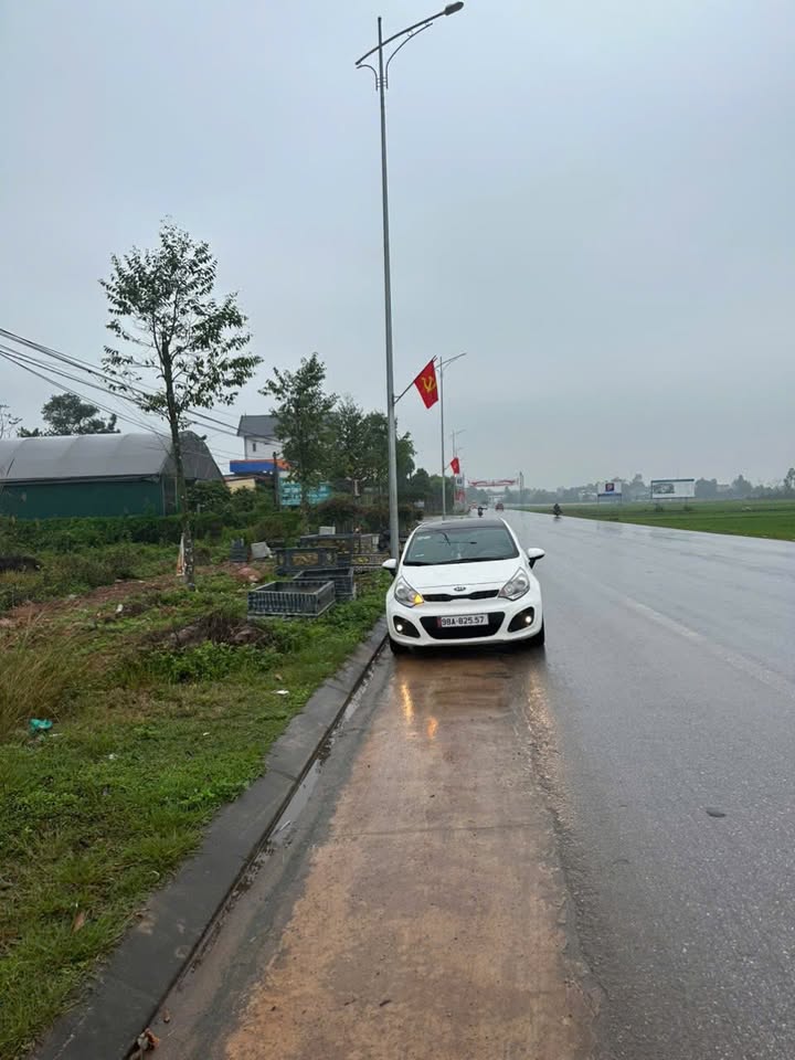 Bắc Giang: Đất nền 200m² Quốc lộ 17, Việt Lập - Kinh doanh đắc lợi