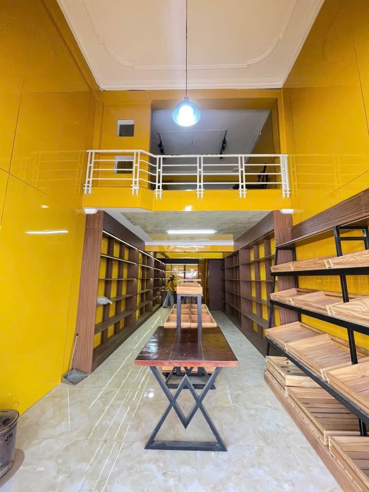 Nhà Mặt Tiền La Sơn Phu Tử Đà Lạt - KD Sầm Uất 50m²