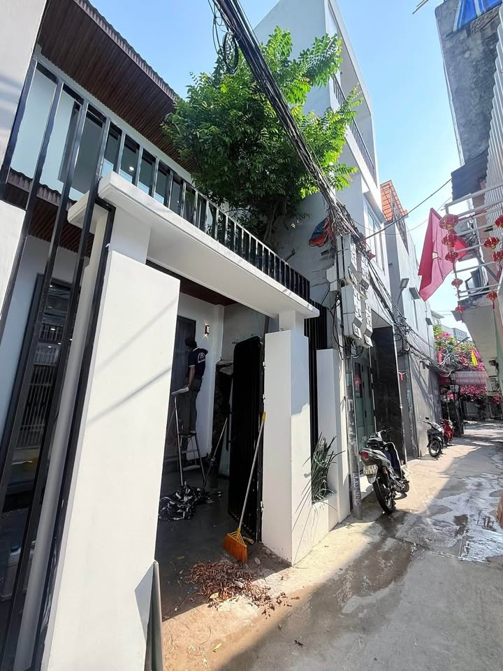 Nhà 2 Tầng Kiệt Trần Xuân Lê, 60m² Full Nội Thất - Giá 4.95 Tỷ