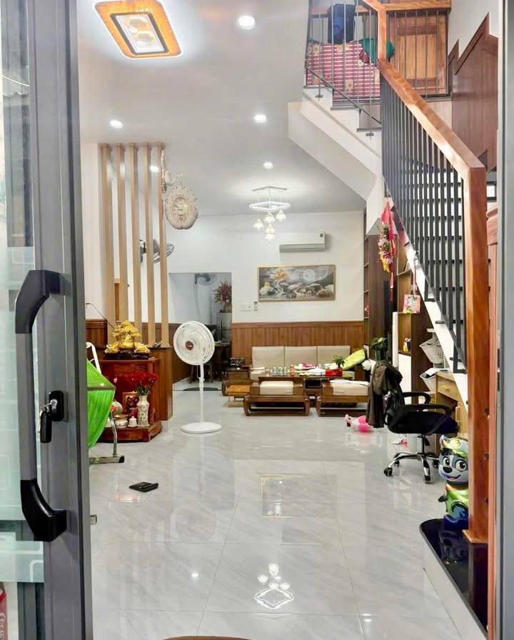 Nhà Hẻm Hoàng Văn Thụ Quy Nhơn 51.4m² giá 2.7 tỷ - Sẵn sàng ở ngay!