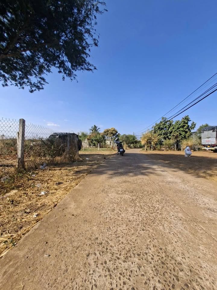 Đất Nền Hòa Phú - 204m² Sổ Đỏ, Giá 750 Triệu - Vị Trí Đắc Địa