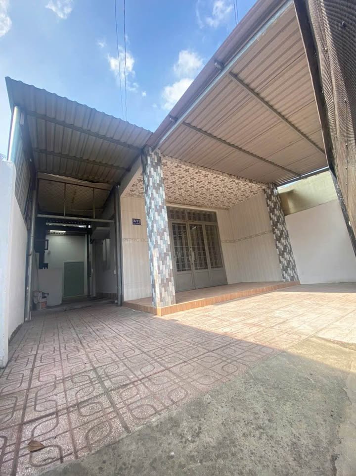 Nhà riêng Chánh Nghĩa TDM 3PN 5 triệu - Sẵn sàng ở ngay