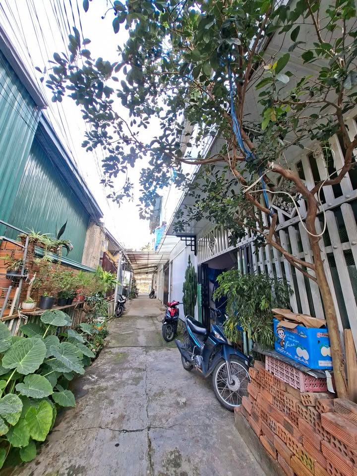 Nhà 80m² Đà Lạt - 2.5 Tỷ, Gần Hồ Xuân Hương, Sổ Hồng Chính Chủ