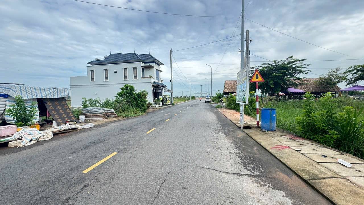 Đất nền Tam Phước Long Điền 140m² giá 1.85 tỷ - Vị trí kinh doanh đắc địa!