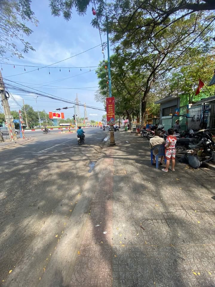 Mặt Tiền Kinh Doanh Chợ ẹo Ông Vũng Tàu 150m² - Giá 12 Triệu/Tháng