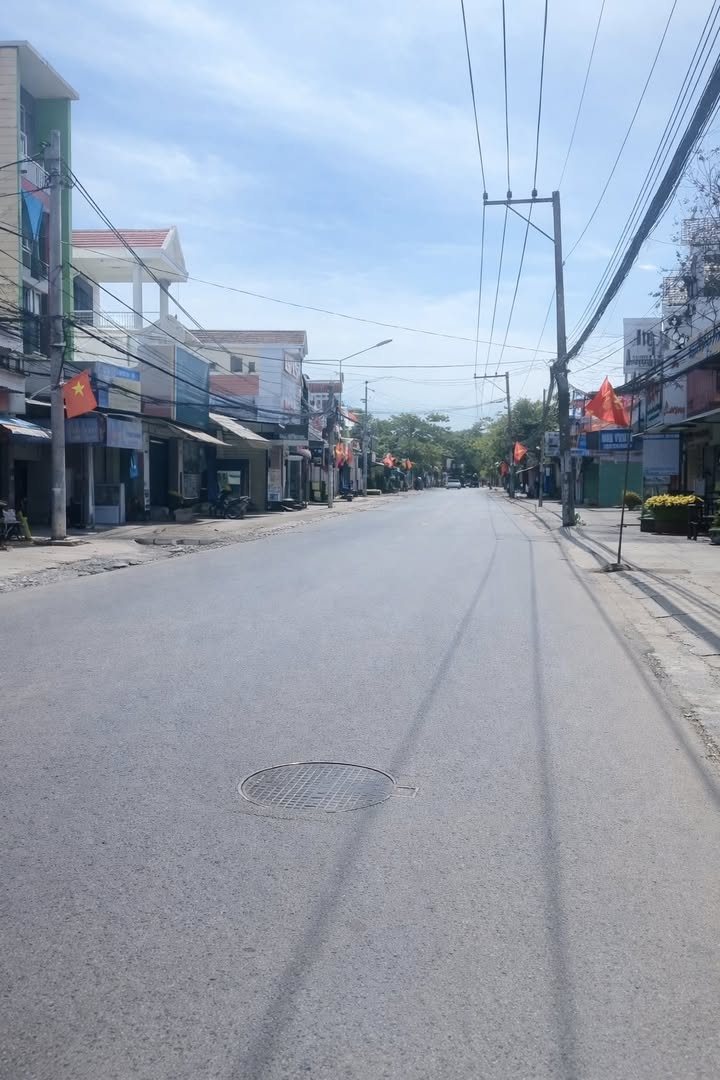 Nhà Mặt Tiền Góc Đường 15 Linh Xuân Thủ Đức - 105m² Giá 9 Tỷ TL