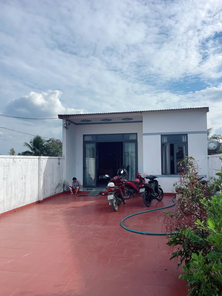 Nhà Hẻm Cấp 1 Phan Văn Đạt, Buôn Ma Thuột - 420m², 2 Tỷ, 2PN, Sổ Đỏ