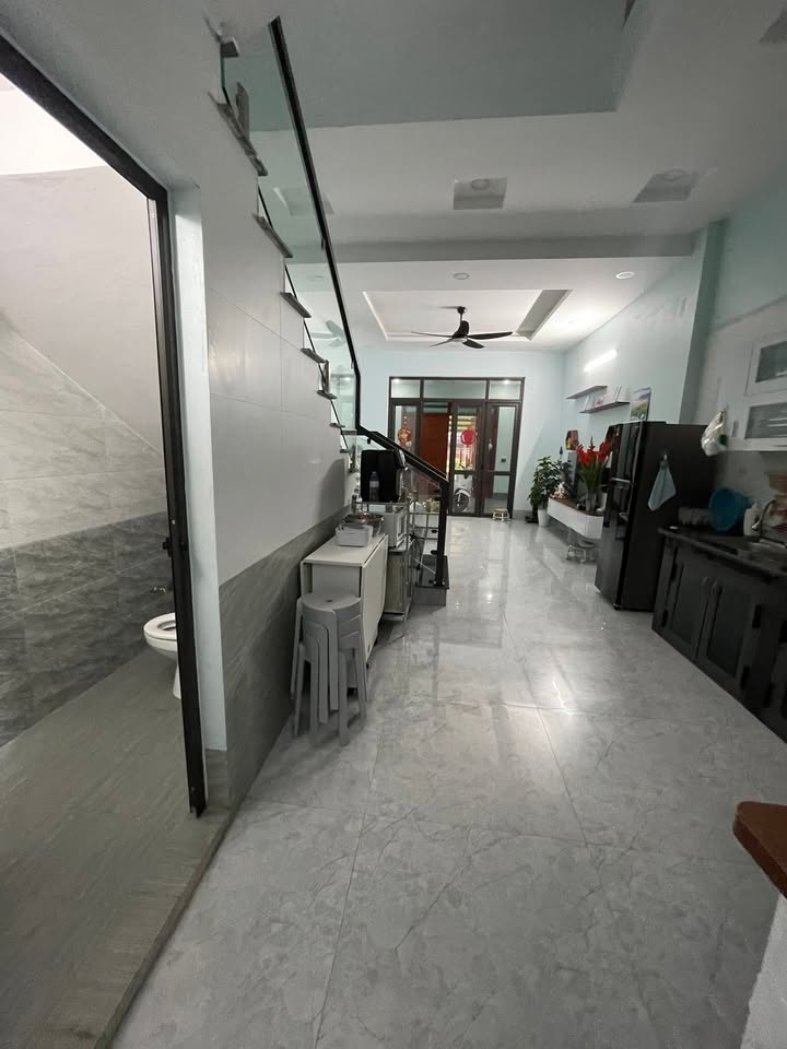 Nhà 2 Tầng 90m² Hướng Tây - Gần Phố Thầu, Cao Bằng - Giá 2.x Tỷ