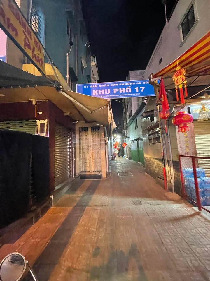 Nhà Mặt Tiền Bùi Hữu Nghĩa, Q5 - 37m², 4 Tầng, Kinh Doanh Đắc Lợi