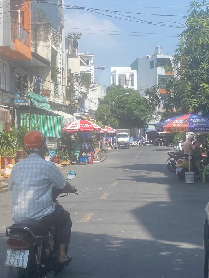 Nhà phố Cư xá D Quận 6 60m² 9 tỷ - Vị trí đẹp xây mới ngay!