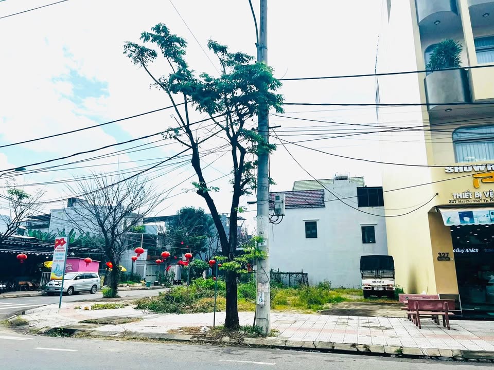 Đất Góc 2 Mặt Tiền Ngã Tư Mai Chí Thọ - Bùi Thiện Ngộ, Đà Nẵng - 183m²