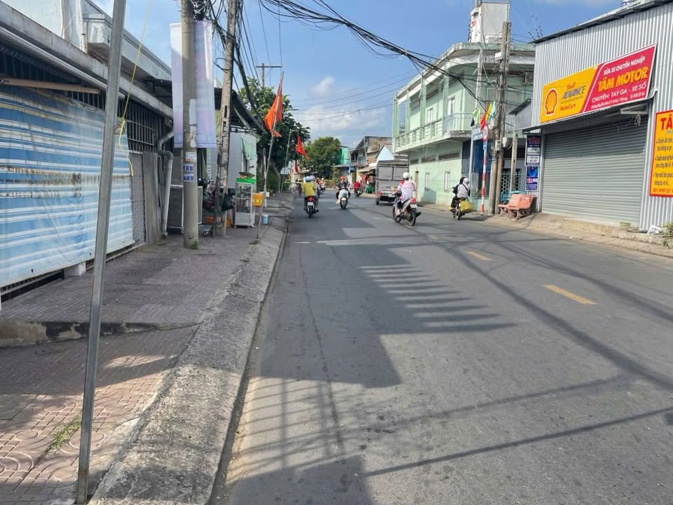 Mặt Tiền Đồng Khởi 413m² (15m Ngang) - Giá Tốt 12 Tỷ, Trà Vinh