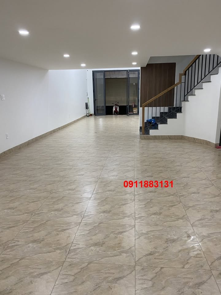Bán nhà mặt tiền Linh Tây Thủ Đức 333m² sàn - Vị trí đắc địa!