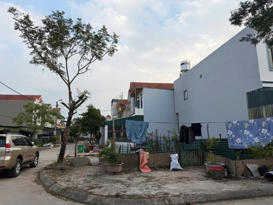 Đất nền Quảng Điền 152m² Lô góc 2 mặt tiền - Tiềm năng tăng giá cao!