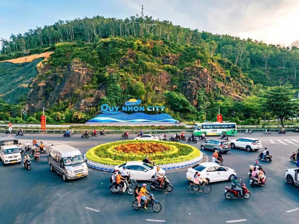 Nhà Mặt Tiền Âu Cơ, Phú Tài 92m² - Kinh Doanh Sầm Uất, Giá 3.5 Triệu/Tháng