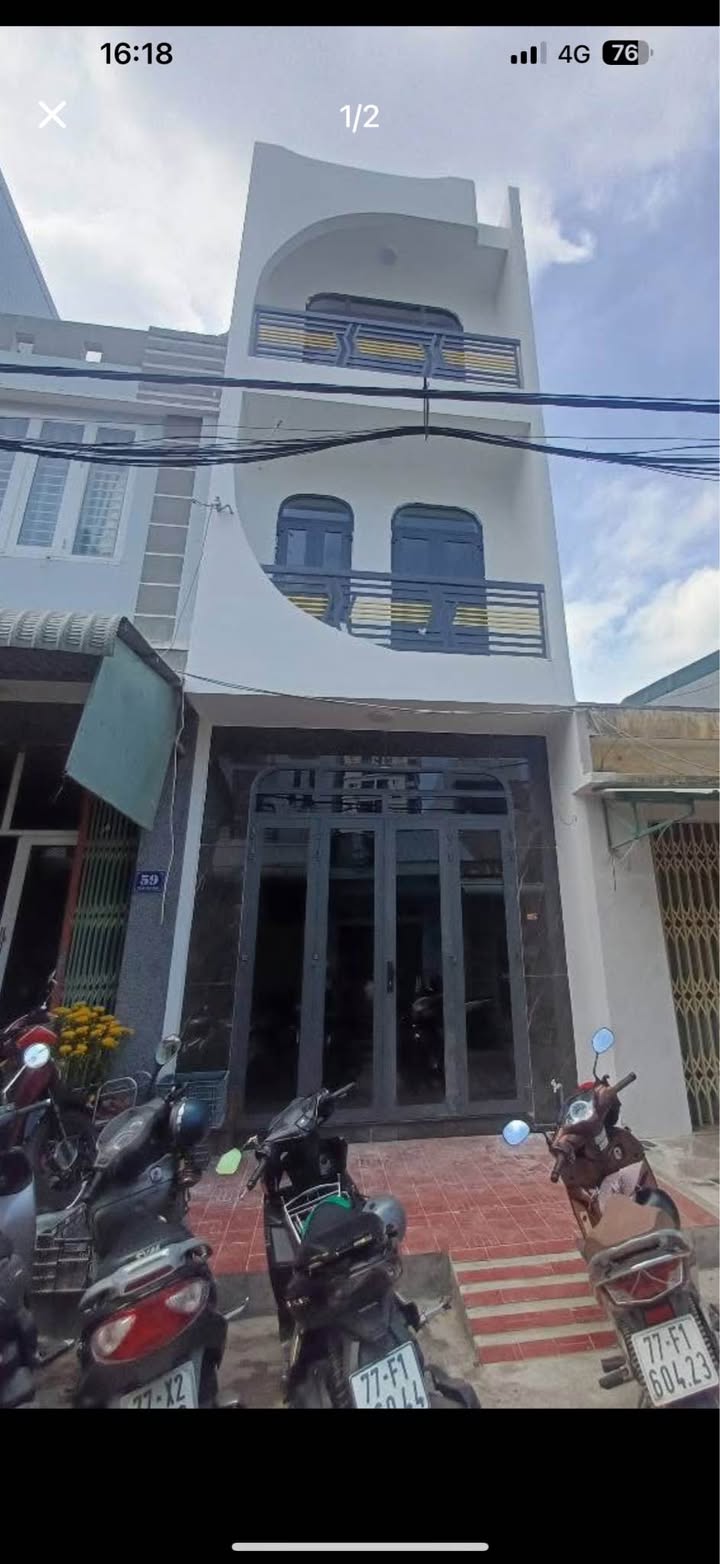 Bán nhà 3 tầng Trần Văn Giáp Quy Nhơn 52m² giá 4.2 tỷ - Sẵn sàng ở ngay!