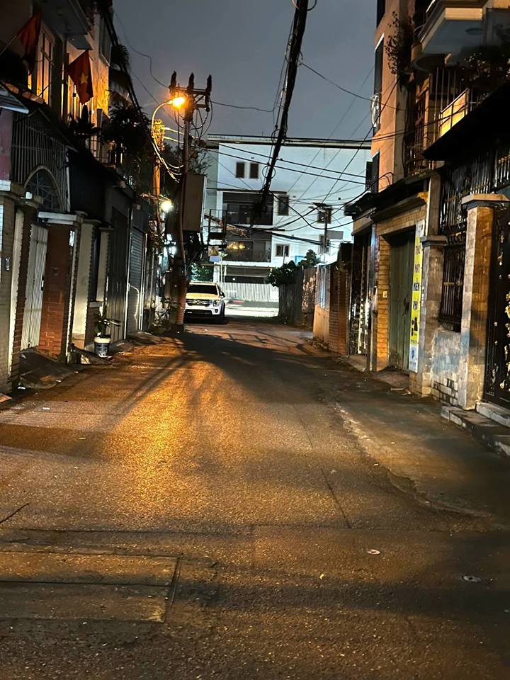 Nhà Trần Quốc Hoàn 45m² Cầu Giấy - Ô tô vào tận nhà!