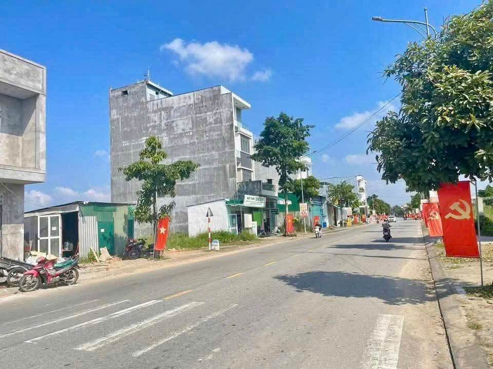 Nhà Mặt Tiền Nguyễn Công Phương, Tư Nghĩa - 100m² Hướng Đông Nam