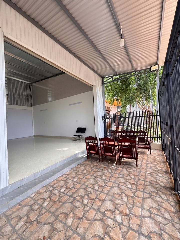 Nhà 1 Trệt 1 Mê Lửng Đường Đồng Khởi, BMT - Giá 6 Triệu/Tháng