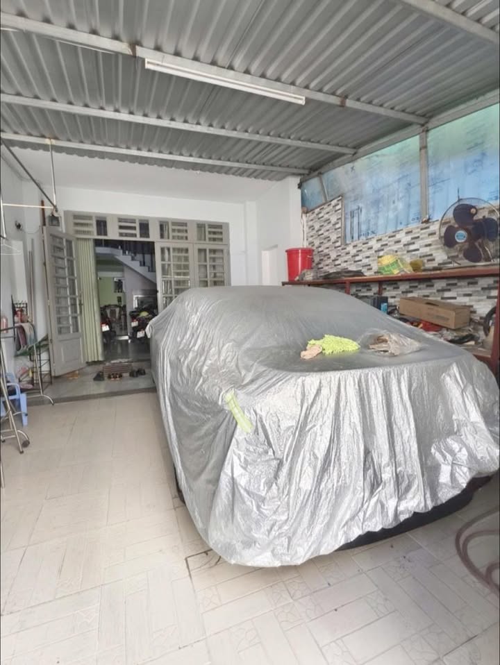 Nhà Mặt Tiền Linh Đông, Thủ Đức - 100m², 2 Tầng, 9.1 Tỷ, Sổ Hồng Sẵn Sàng